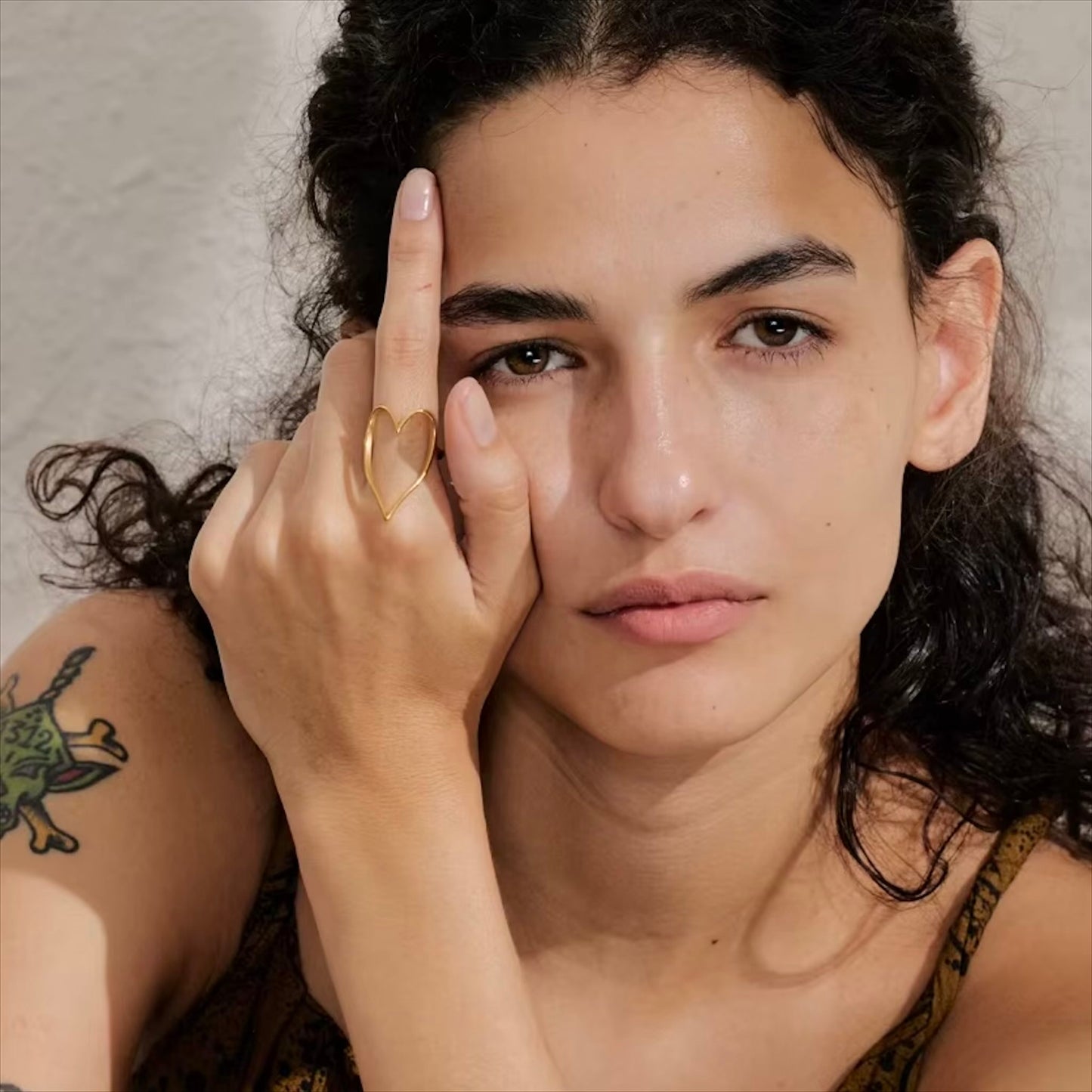 Bague cœur ouvert en acier inoxydable plaqué or/PVD argent, ajustable, diamètre 27mm (1,06 pouce), 2,5g – duo Saint-Valentin doré/argenté Bijoux Prestige.