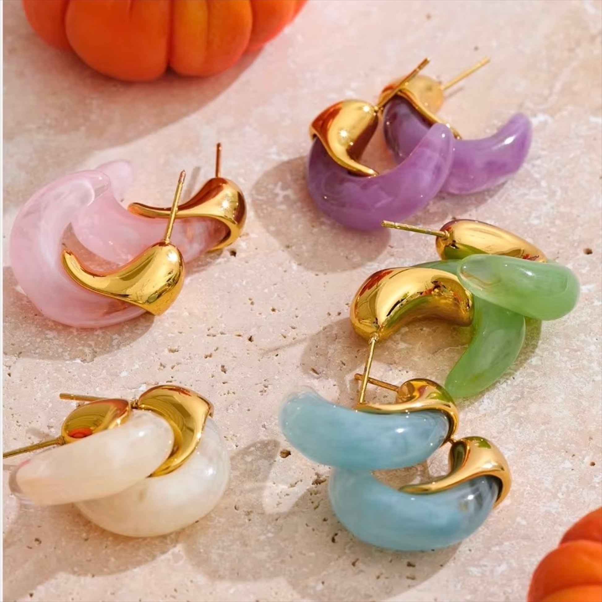 Boucles d'oreilles femmes en acier inoxydable avec pierres naturelles colorées pour un style élégant et moderne.