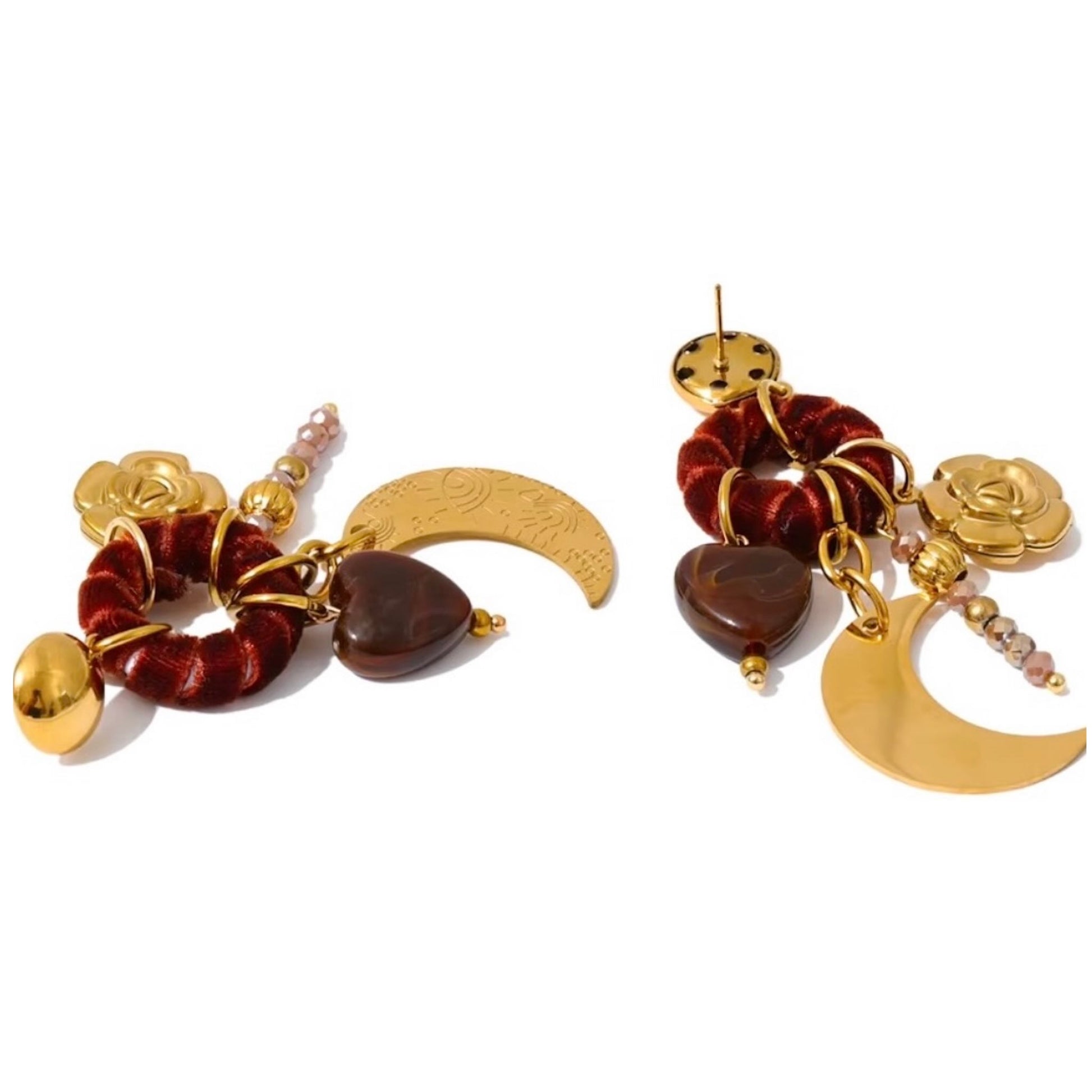 Boucles d’oreilles dorées pour femme, avec pendentif lune gravée, fleur dorée, cœur marron, perles rosées et attaches en velours bordeaux, bijou bohème élégant et créatif – Bijoux Prestige