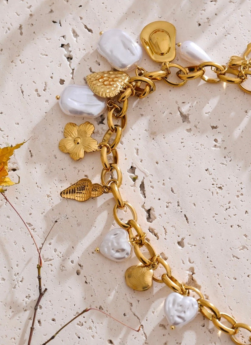 Collier Chéloné