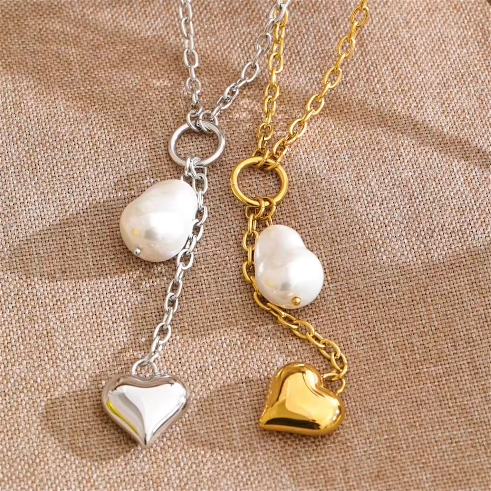 Collier cœur et perle imitation en acier inoxydable plaqué or/PVD argent, chaîne 40cm (15,7-19,7 pouces), 19,5g – duo Saint-Valentin doré/argenté Bijoux Prestige.