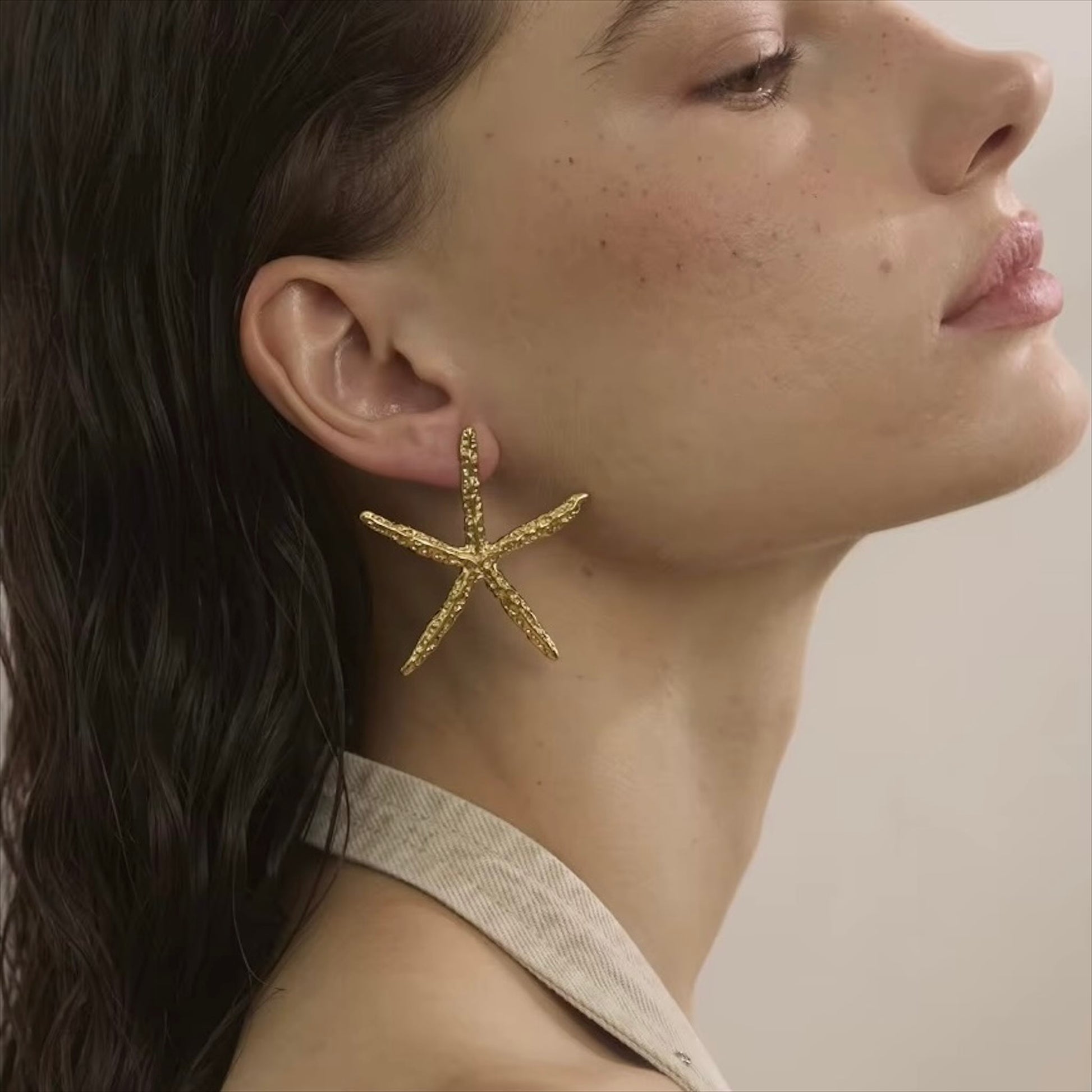 Boucles d'oreilles étoile de mer en acier inoxydable doré et argenté, inspiration marine, pour femme élégante - Bijoux Prestige