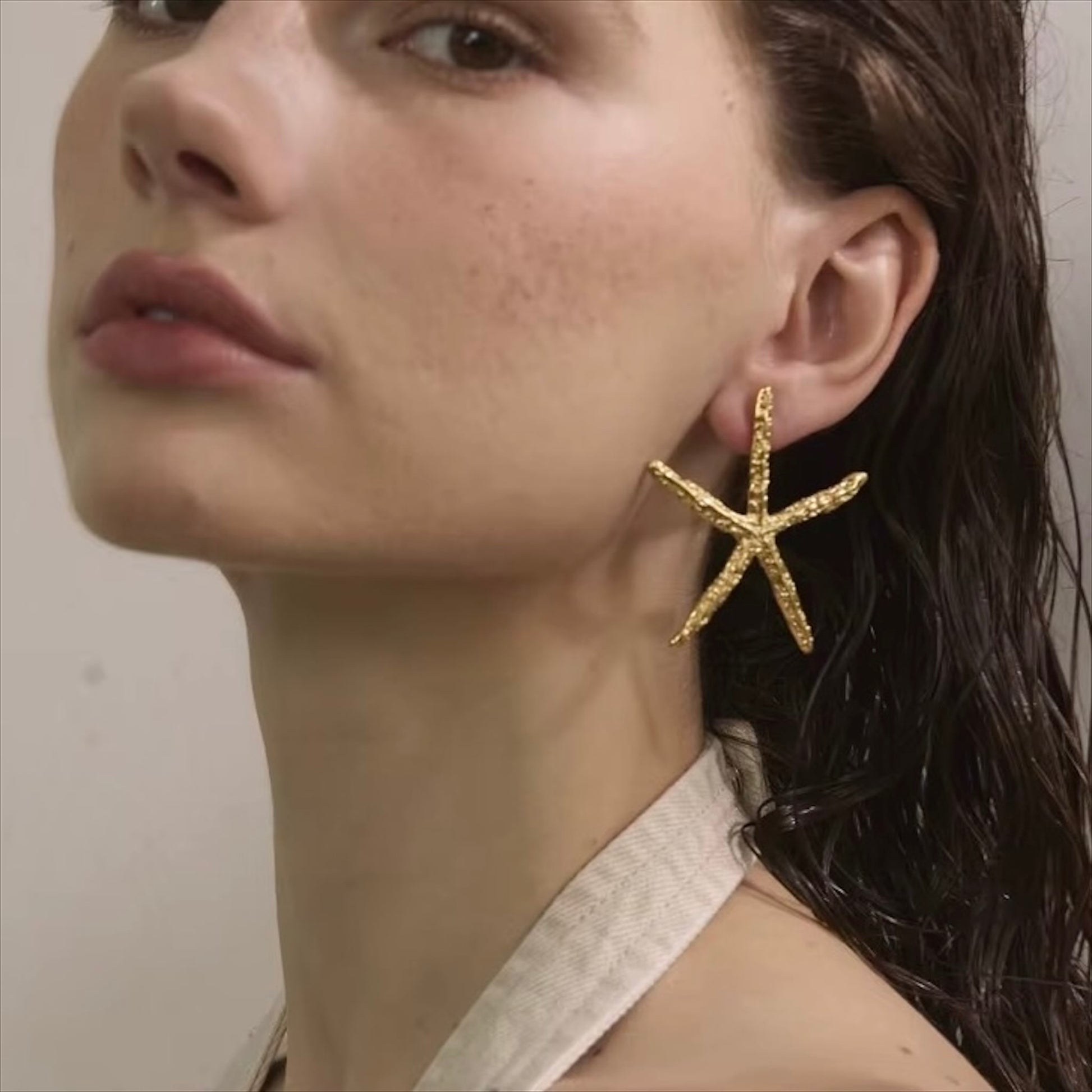 Boucles d'oreilles étoile de mer en acier inoxydable doré et argenté, inspiration marine, pour femme élégante - Bijoux Prestige