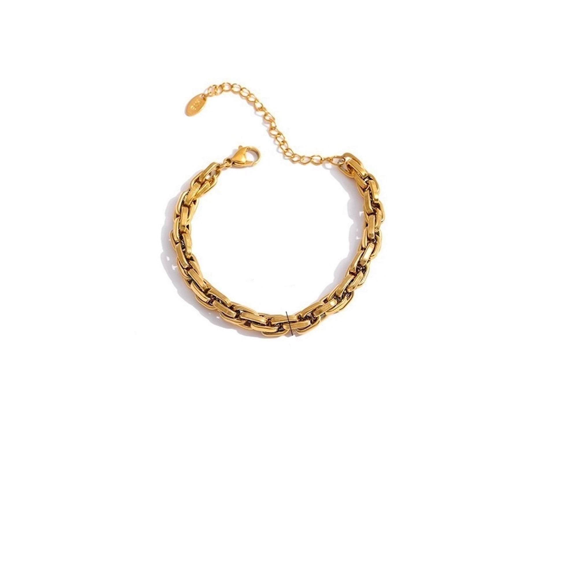 Bracelet chaîne doré en acier inoxydable, bijou intemporel et élégant pour femme - Bijoux prestige.